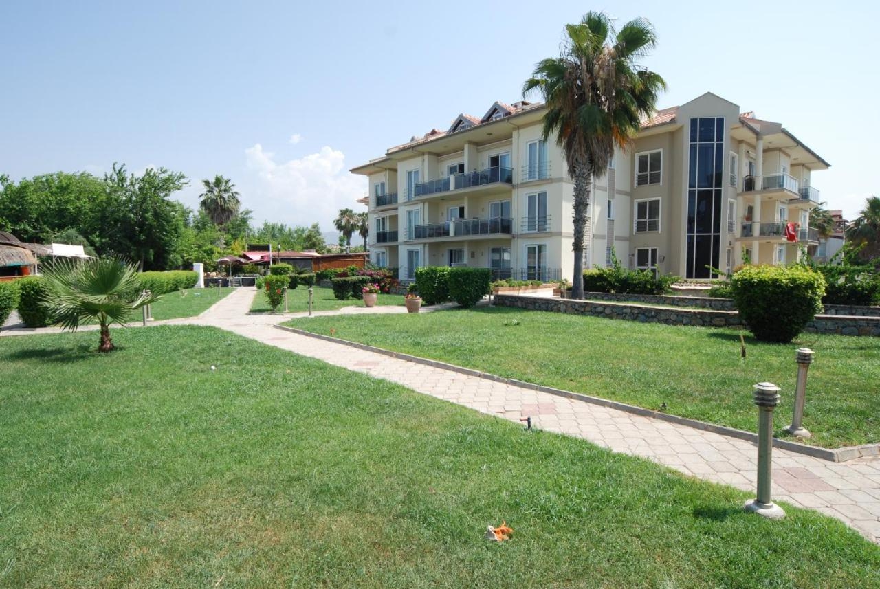 Saros Apartments Calis Beach Fethiye Eksteriør bilde
