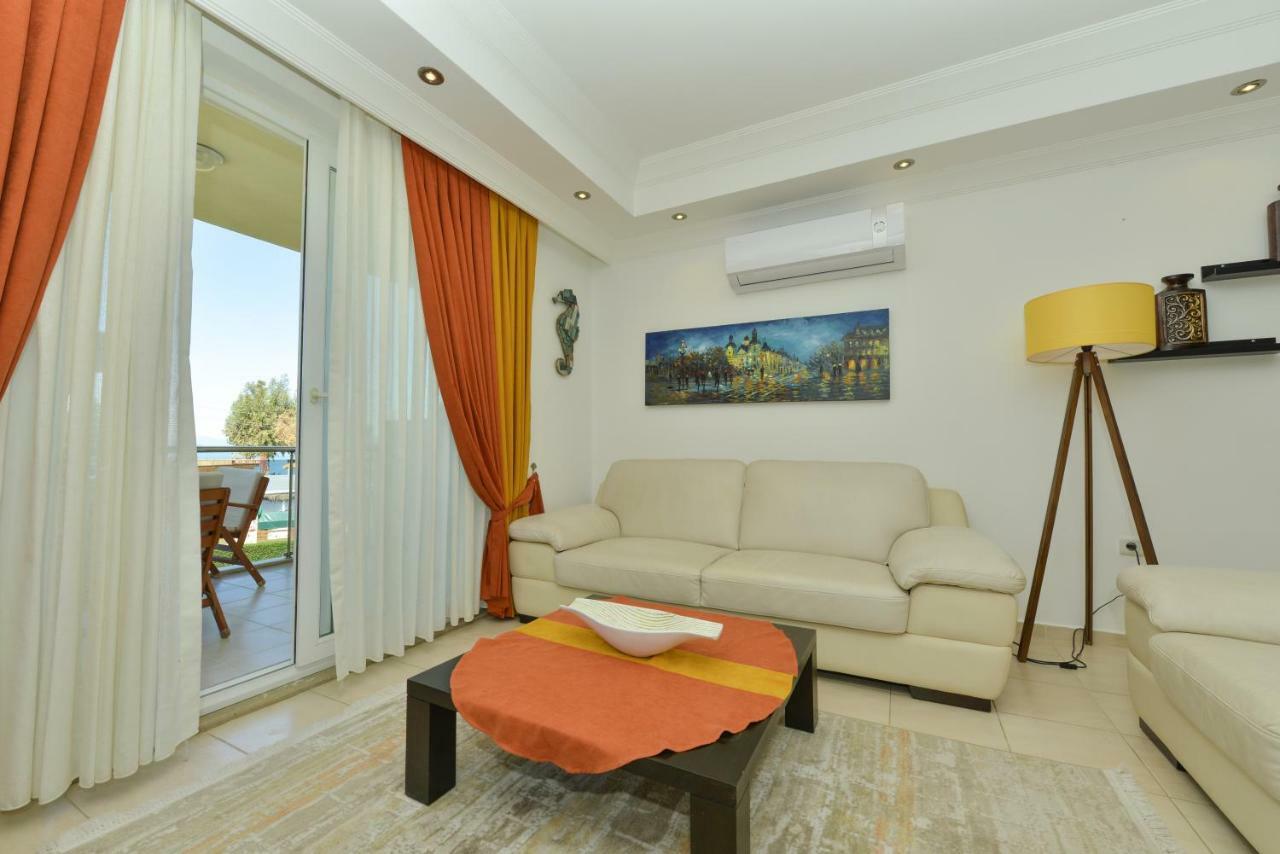 Saros Apartments Calis Beach Fethiye Eksteriør bilde