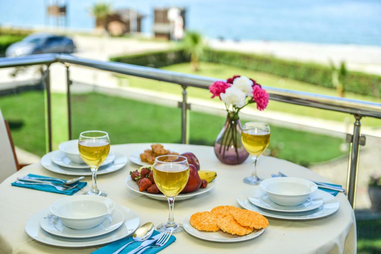 Saros Apartments Calis Beach Fethiye Eksteriør bilde