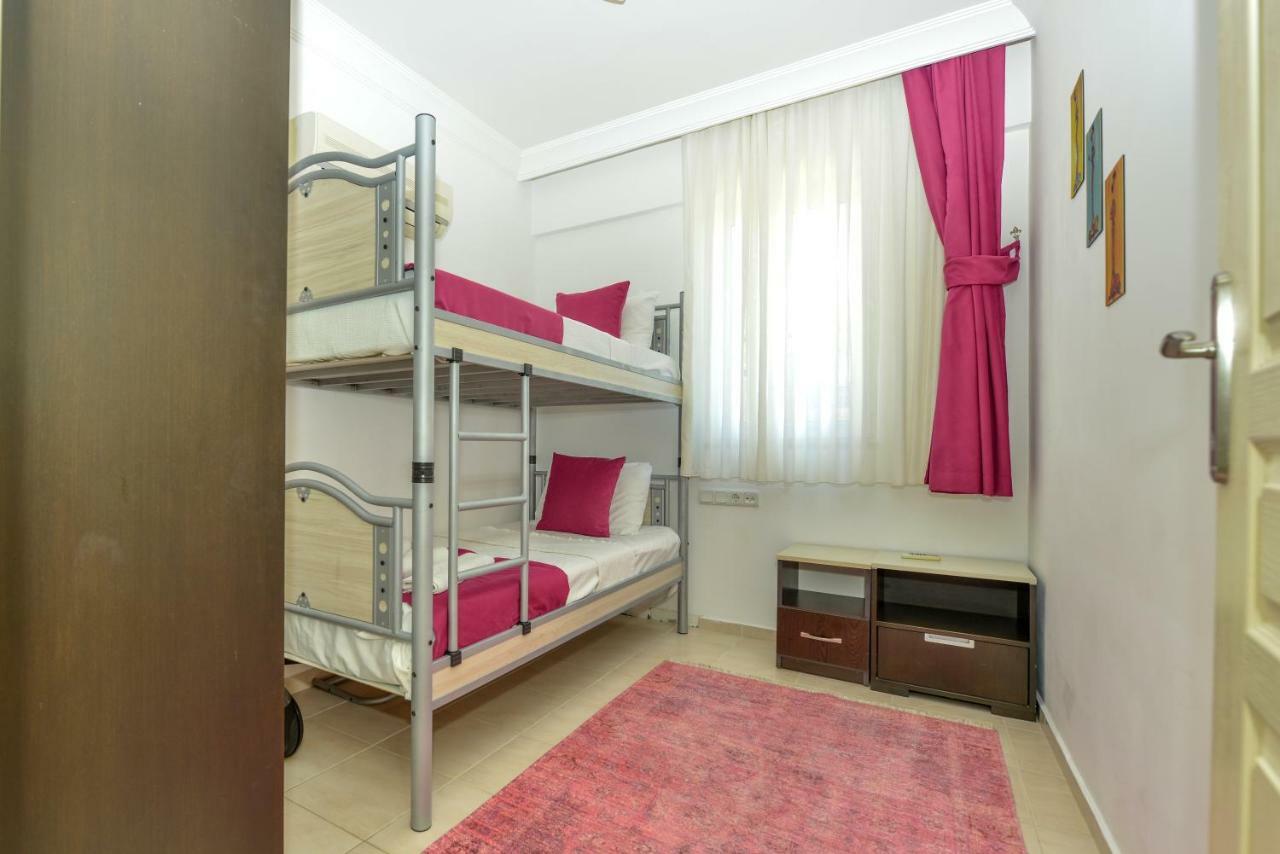 Saros Apartments Calis Beach Fethiye Eksteriør bilde
